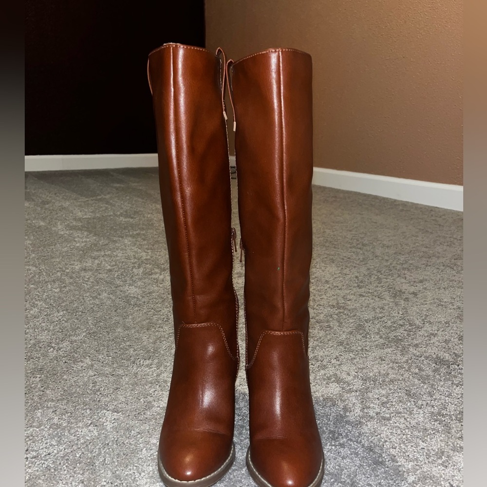 Universal Thread heeled boots